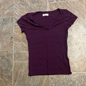 Hollister Deep Purple V-Neck Ribbed Tee